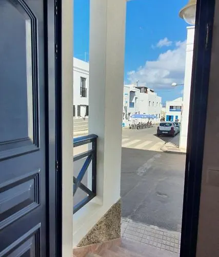 Brisa De Caleta De *